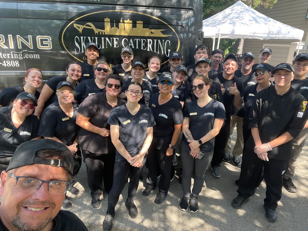 Skyline team